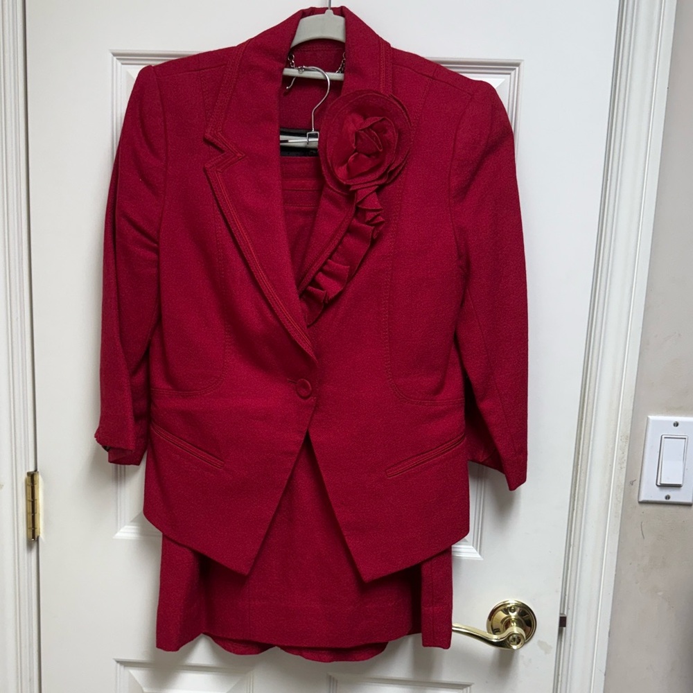 White House Black Market Red Suit Jacket and Skirt - Picture 2 of 14